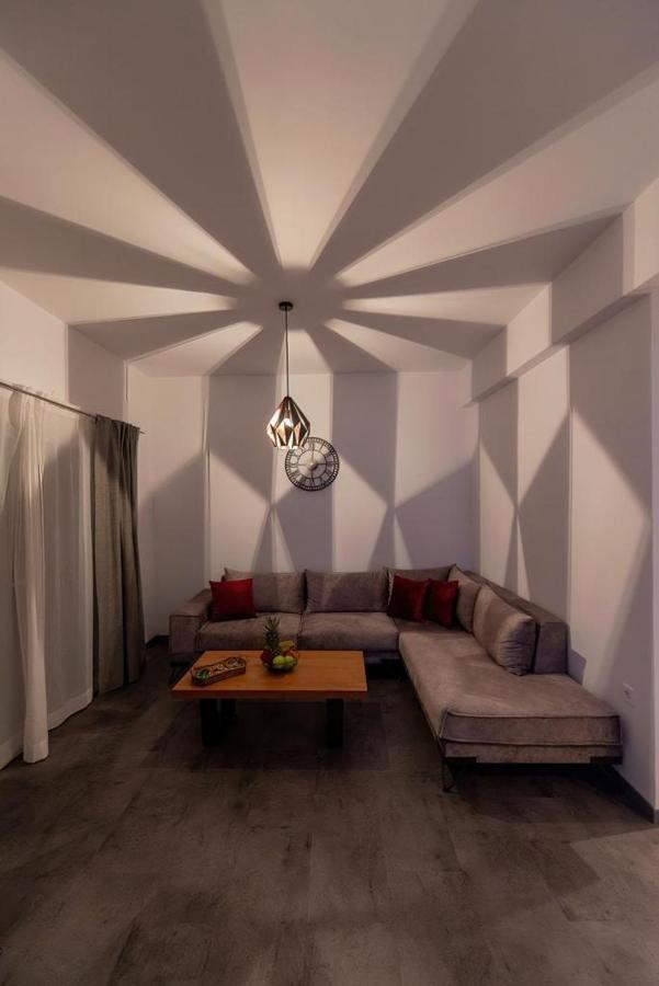 Ioulia'S Apartments Plataria Ngoại thất bức ảnh